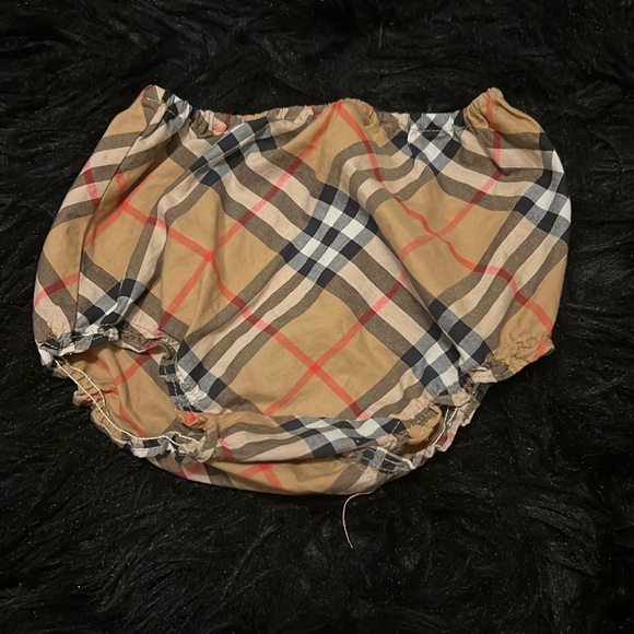 Burberry Diaper Cover Sz 9M - Picture 1 of 4